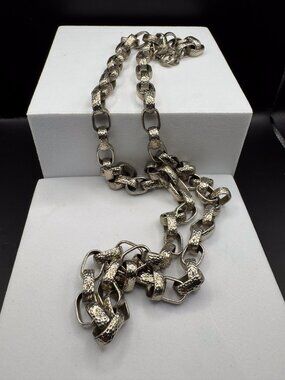 Vintage Accessocraft NYC 30" Hammered Silvertone Chain Necklace